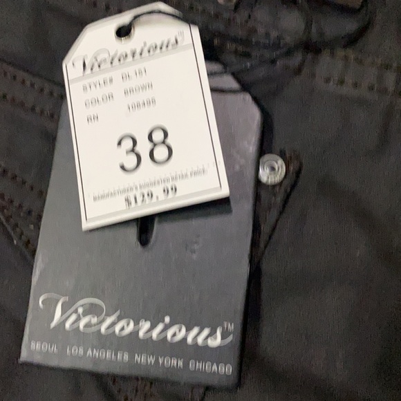 Victorious Los Angeles  (Las) - Picture 4 of 4